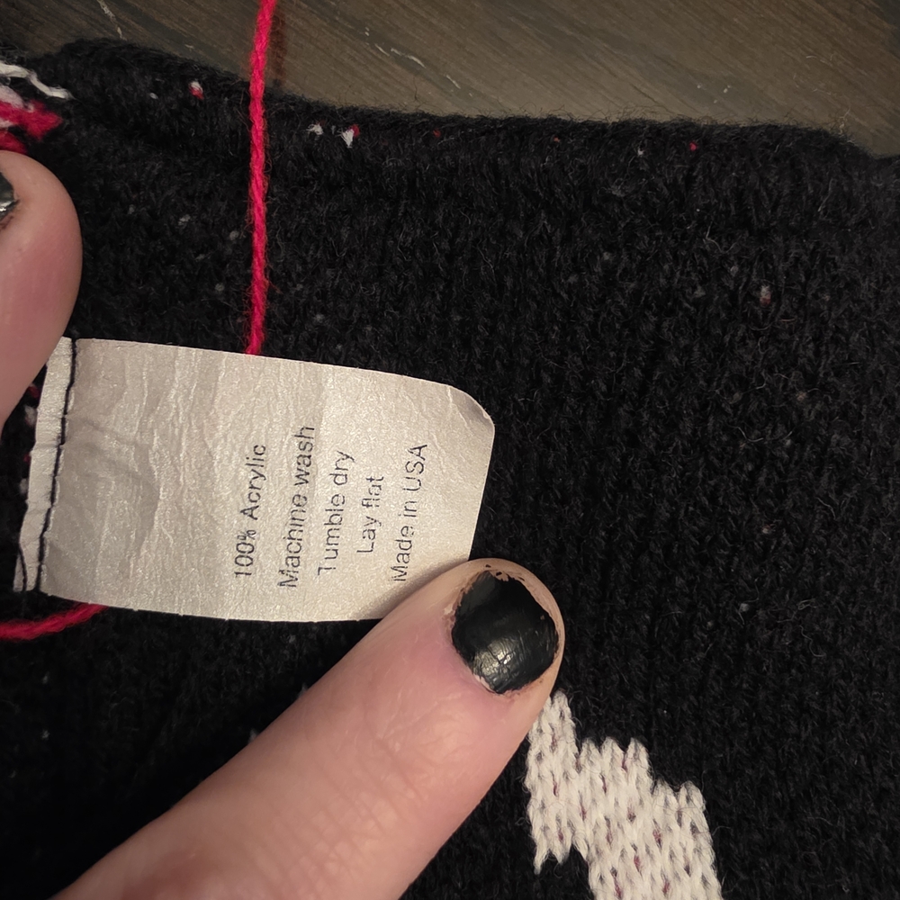 official Twenty One Pilots Clancy Reversible Scarf  Holiday Drop 2024 - Picture 9 of 10